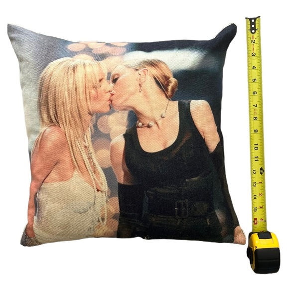 Britney Spears & Madonna VMA Kiss Accent Pillow - 16 x 16 - Picture 3 of 5